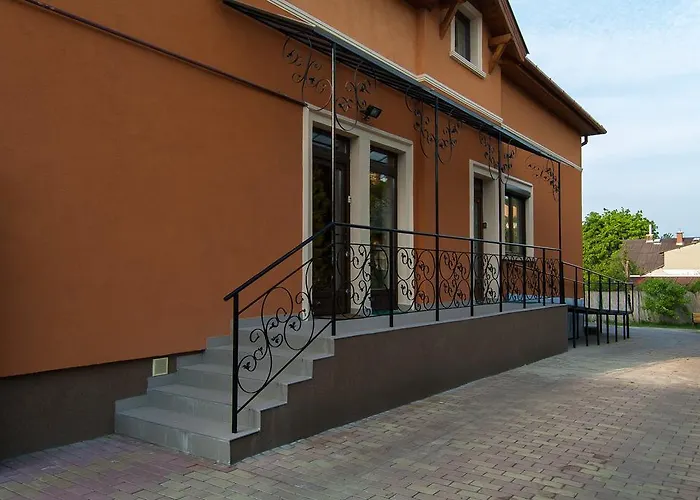 Harmonia Apartmanhaz Lägenhet Eger