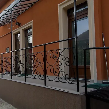 Harmonia Apartmanhaz Erlau
