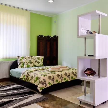 Appartement Harmonia Apartmanhaz Eger