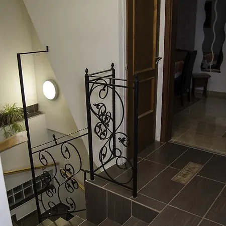 Harmonia Apartmanhaz * Erlau