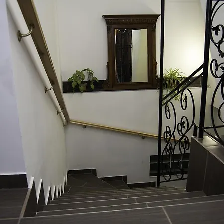 Harmonia Apartmanhaz Appartement Eger
