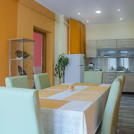 Harmonia Apartmanhaz Erlau